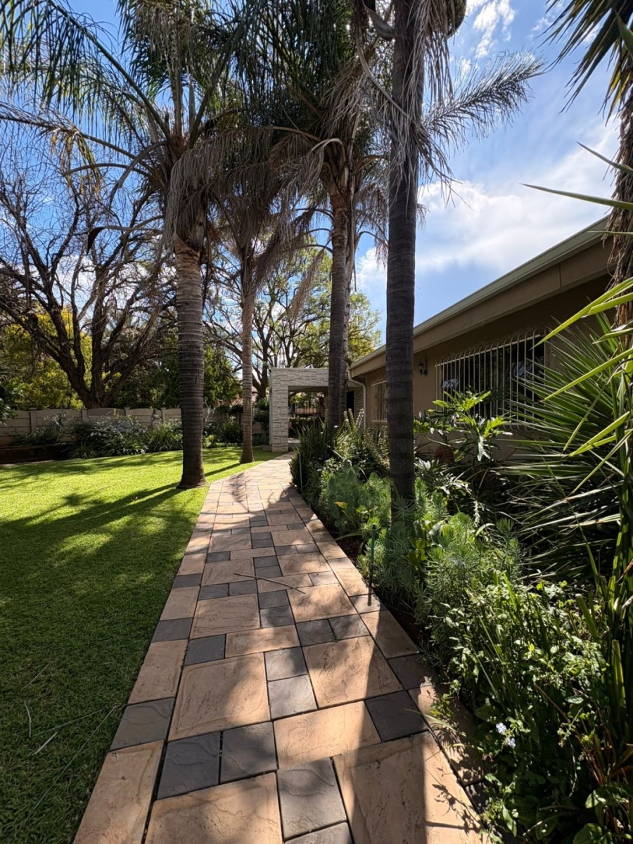 3 Bedroom Property for Sale in Flimieda North West